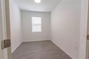 407 Three Oaks Dr, Edgewater, FL 32141 - Photo 14