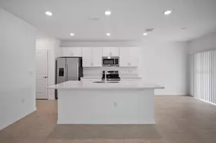 4741 Babys Breath Pl, Lake Hamilton, FL 33851 - Photo 2