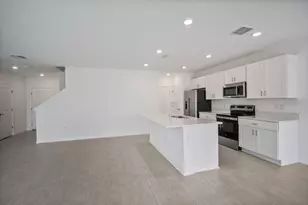 4741 Babys Breath Pl, Lake Hamilton, FL 33851 - Photo 4