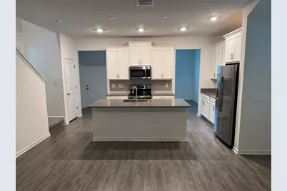 1652 Cross Prairie Parkway, Kissimmee, FL 34744 - Photo 2