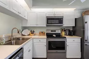 431 Cerromar Ln, Venice, FL 34293 - Photo 22