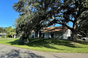 5835 Colony Pl Dr, Lakeland, FL 33813 - Photo 2