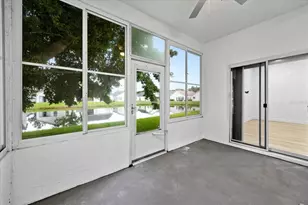 5802 Parkview Point Dr, Orlando, FL 32821 - Photo 14