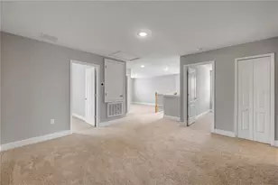 2211 Elegant Manor Cir, Edgewater, FL 32141 - Photo 18