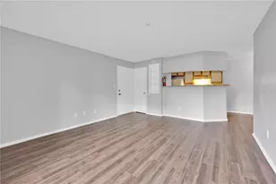 236 Afton Square, Altamonte Springs, FL 32714 - Photo 18