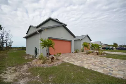 8581 Agate Street, Port Charlotte, FL 33981 - Photo 2