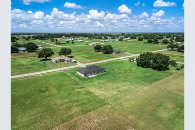 8732 Hampshire Drive, Sebring, FL 33876 - Photo 4