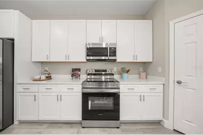 8732 Hampshire Drive, Sebring, FL 33876 - Photo 18