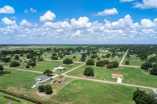 8732 Hampshire Dr, Sebring, FL 33876 - Photo 62