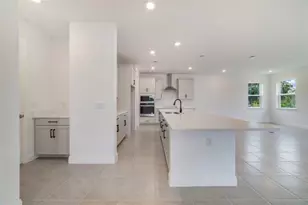 658 Snowy Egret Ct, Sanford, FL 32773 - Photo 2