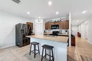 408 Button Sage Ln, Davenport, FL 33837 - Photo 6