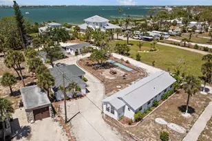 784 S McCall Rd, Englewood, FL 34223 - Photo 86