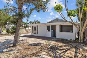 784 S McCall Rd, Englewood, FL 34223 - Photo 30