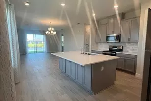 734 Via Como St, Poinciana, FL 34759 - Photo 4