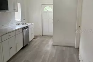 8006 N Marks St, Tampa, FL 33604 - Photo 2