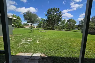 6221 NE 57th Pl, Silver Springs, FL 34488 - Photo 30