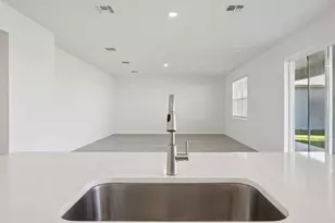 13221 Shellmore Ave, Palmetto, FL 34221 - Photo 12