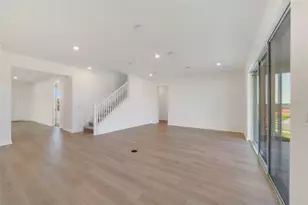 447 Veneto Cir, Clermont, FL 34715 - Photo 8