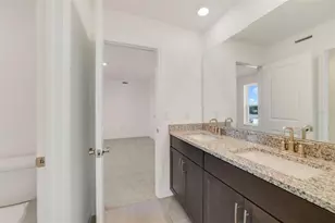447 Veneto Cir, Clermont, FL 34715 - Photo 24