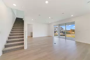 447 Veneto Cir, Clermont, FL 34715 - Photo 10