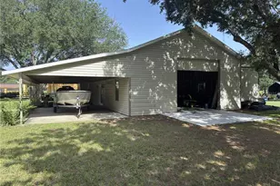 32137 Wolf Branch Ln, Sorrento, FL 32776 - Photo 68