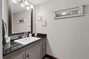 32137 Wolf Branch Ln, Sorrento, FL 32776 - Photo 54