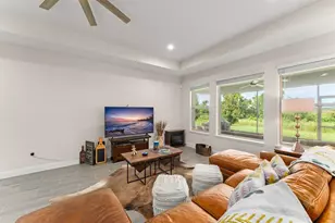 9008 Sonoma Coast Dr, Winter Garden, FL 34787 - Photo 10