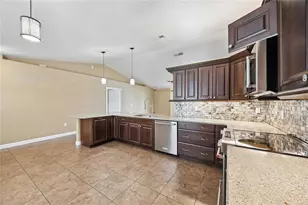 159 Larchmont Dr, Deltona, FL 32738 - Photo 6