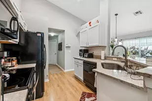 2520 Dharma Cir, Kissimmee, FL 34746 - Photo 8