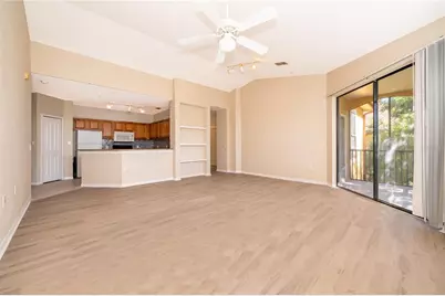 6169 Metrowest Boulevard #307, Orlando, FL 32835 - Photo 6