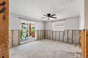 1357 52nd Ave NE, Saint Petersburg, FL 33703 - Photo 14