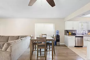 1101 Abagail Dr, Deltona, FL 32725 - Photo 16