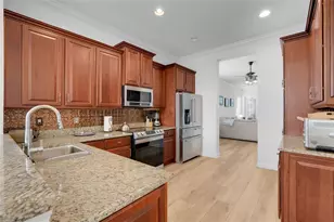 1925 Appalachee Cir, Tavares, FL 32778 - Photo 2