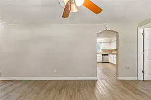 6005 N 30th St, Tampa, FL 33610 - Photo 8