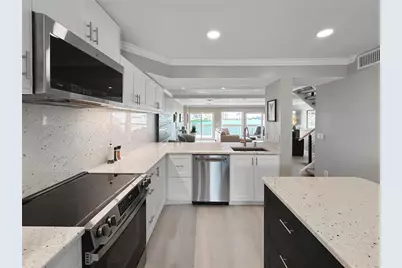 152 Marina Del Rey Court, Clearwater Beach, FL 33767 - Photo 10