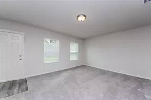 208 Gladiola Ct, Poinciana, FL 34759 - Photo 6
