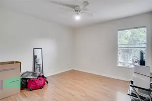 2518 Holly Pine Cir, Orlando, FL 32820 - Photo 12