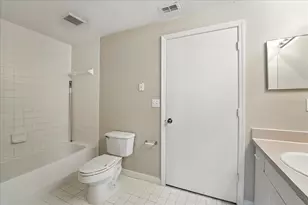 5572 Metrowest Blvd, Orlando, FL 32811 - Photo 12