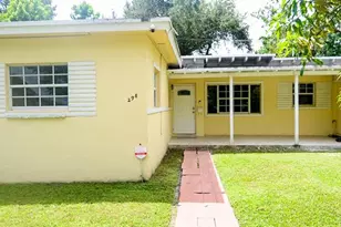 298 NW 104th St, Miami, FL 33150 - Photo 2