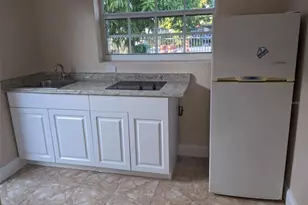 298 NW 104th St, Miami, FL 33150 - Photo 36