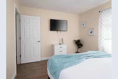 1425 NE 13th Street, Gainesville, FL 32601 - Photo 4