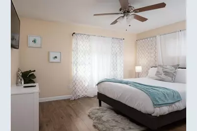 1425 NE 13th Street, Gainesville, FL 32601 - Photo 16