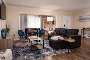 1425 NE 13th St, Gainesville, FL 32601 - Photo 2