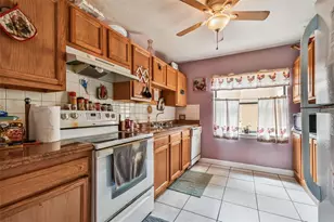 1310 Monterey Dr, Eustis, FL 32726 - Photo 24