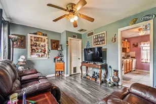 1310 Monterey Dr, Eustis, FL 32726 - Photo 6