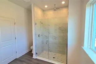 9427 Lakeview Ct, Spring Hill, FL 34608 - Photo 12