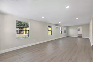 5210 S 84th St, Tampa, FL 33619 - Photo 28