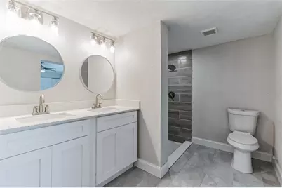 5210 S 84th Street, Tampa, FL 33619 - Photo 18