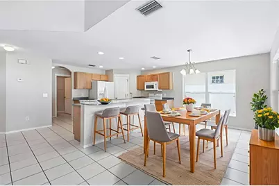 5601 Tanagergrove Way, Lithia, FL 33547 - Photo 8