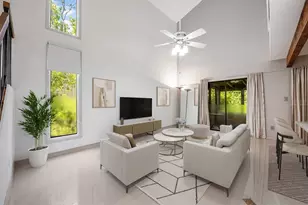 4830 Pebble Beach Dr, Orlando, FL 32811 - Photo 2